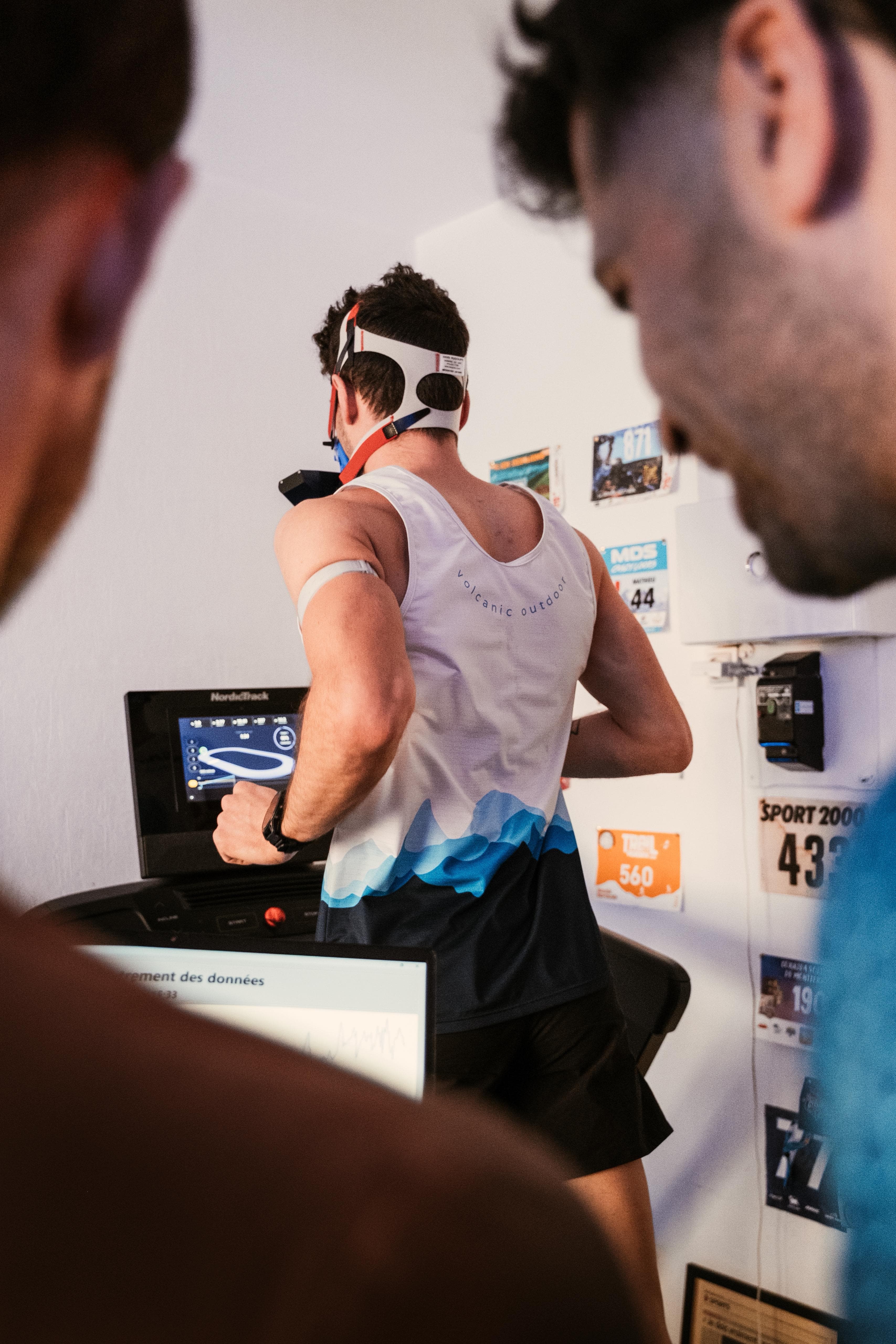 Test de performance sur tapis au Lab — mesure de la consommation d'oxygène